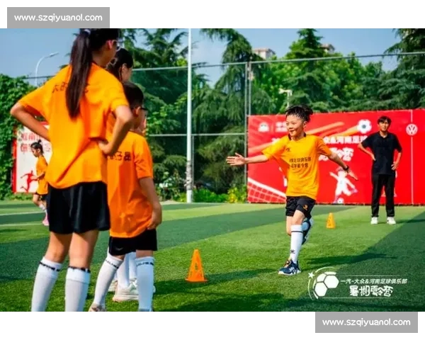 激情绿茵梦想起航青少年足球夏令营成长计划全面提升体能与团队精神